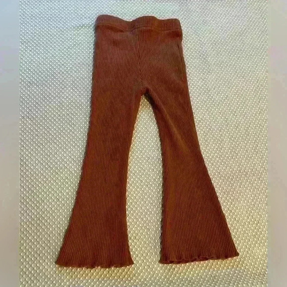Easy-peasy 2T flare 95% ORGANC COTTON
5% SPANDEX - Picture 1 of 6